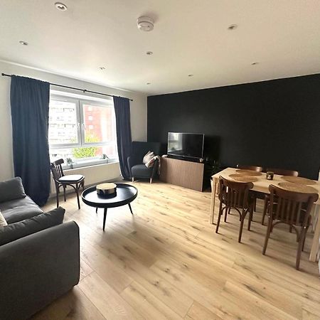 Holyrood Central Apartment Edinburg Exteriör bild
